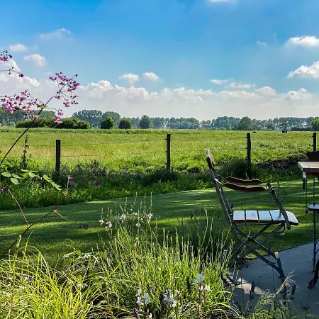 Villa Oostkerkestraat 8 *